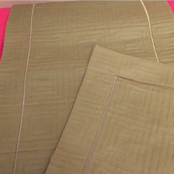 Fieldcrest Classic Placemats (Set of 5) - Picture 13 of 13